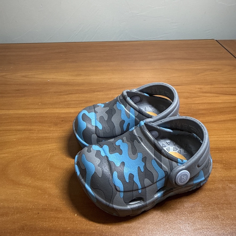 NWOT Stride Rite 360 Bray Camo Clogs Blue Grey Kids Size 3M TB020802 Shoes